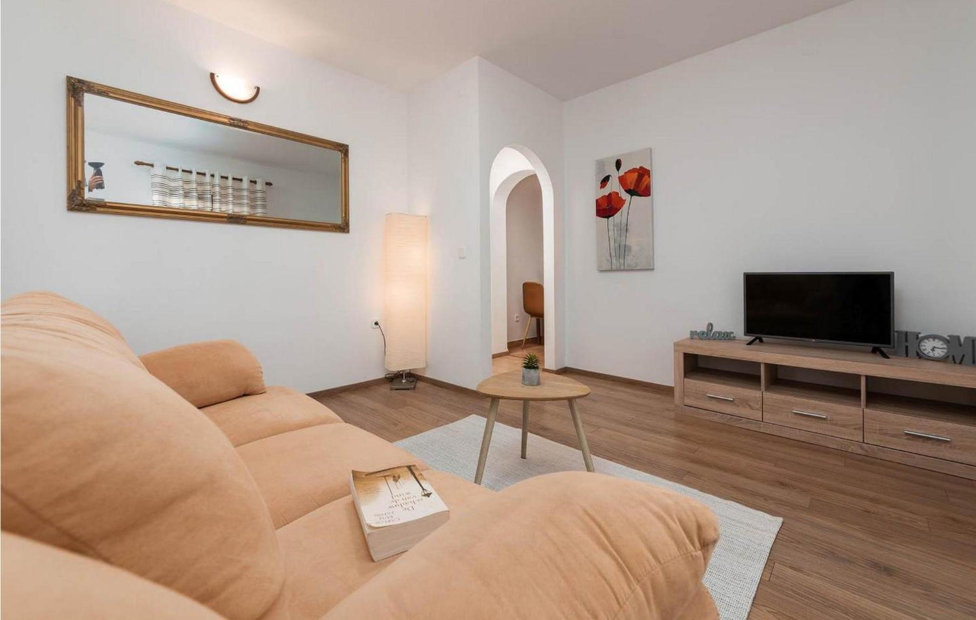 Saladinka 2 Holiday home